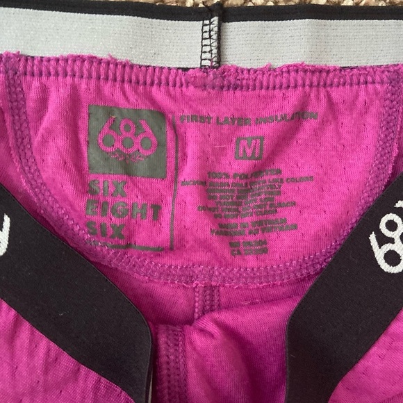 686 First Layer of Insulation Womens  Pants Size Medium - Picture 3 of 6